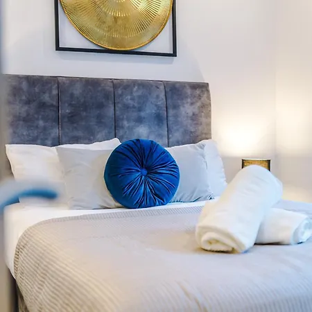 The Arden - Free Parking, Center, Fast Wifi, Up To 4 People Apartment