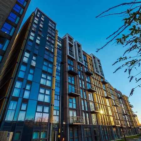 The Arden - Free Parking, Center, Fast Wifi, Up To 4 People Apartment